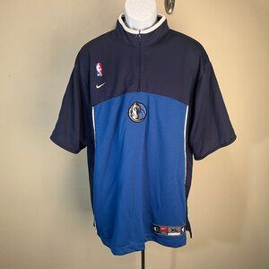 Vintage Nike Men's blue 2001 Dallas Mavericks pullover warm up Jacket jersey XL